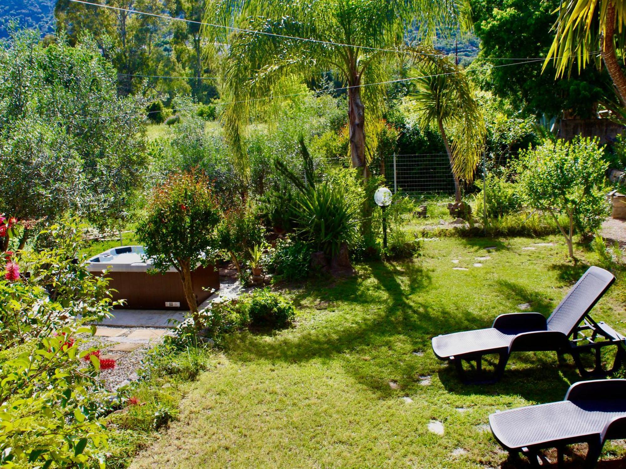 Villa Pelau - Holiday Home Jerzu Buitenkant foto